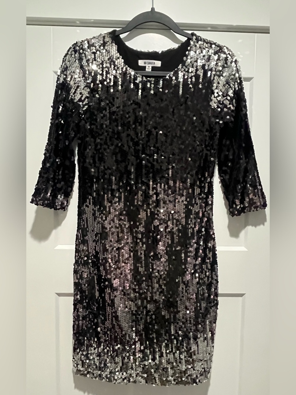 BB Dakota Elise Ombré Sequin Mini Dress Black Silver 3/4 Sleeves Size Medium